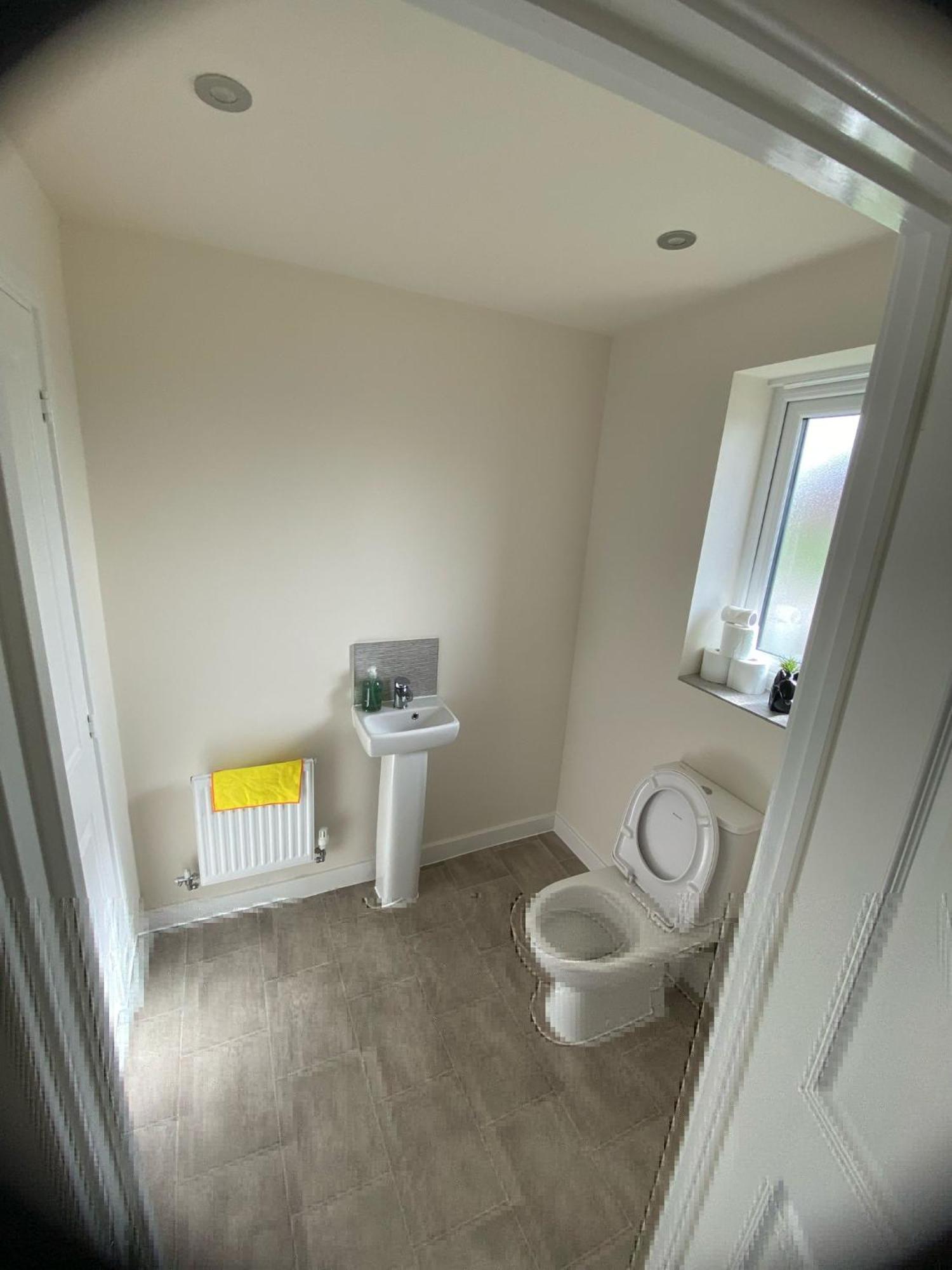 Guest Village * Kingston upon Hull